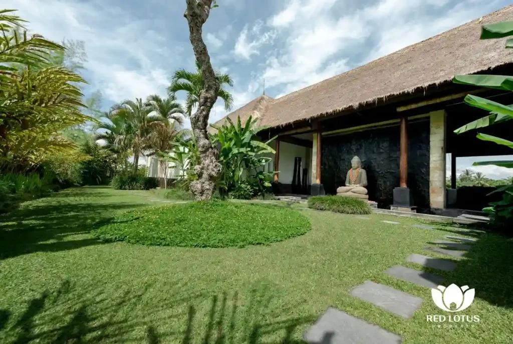 best front looks villa rental in rumah lotus ubud bali