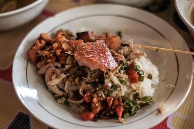 Kuliner Khas Bali: Babi Guling