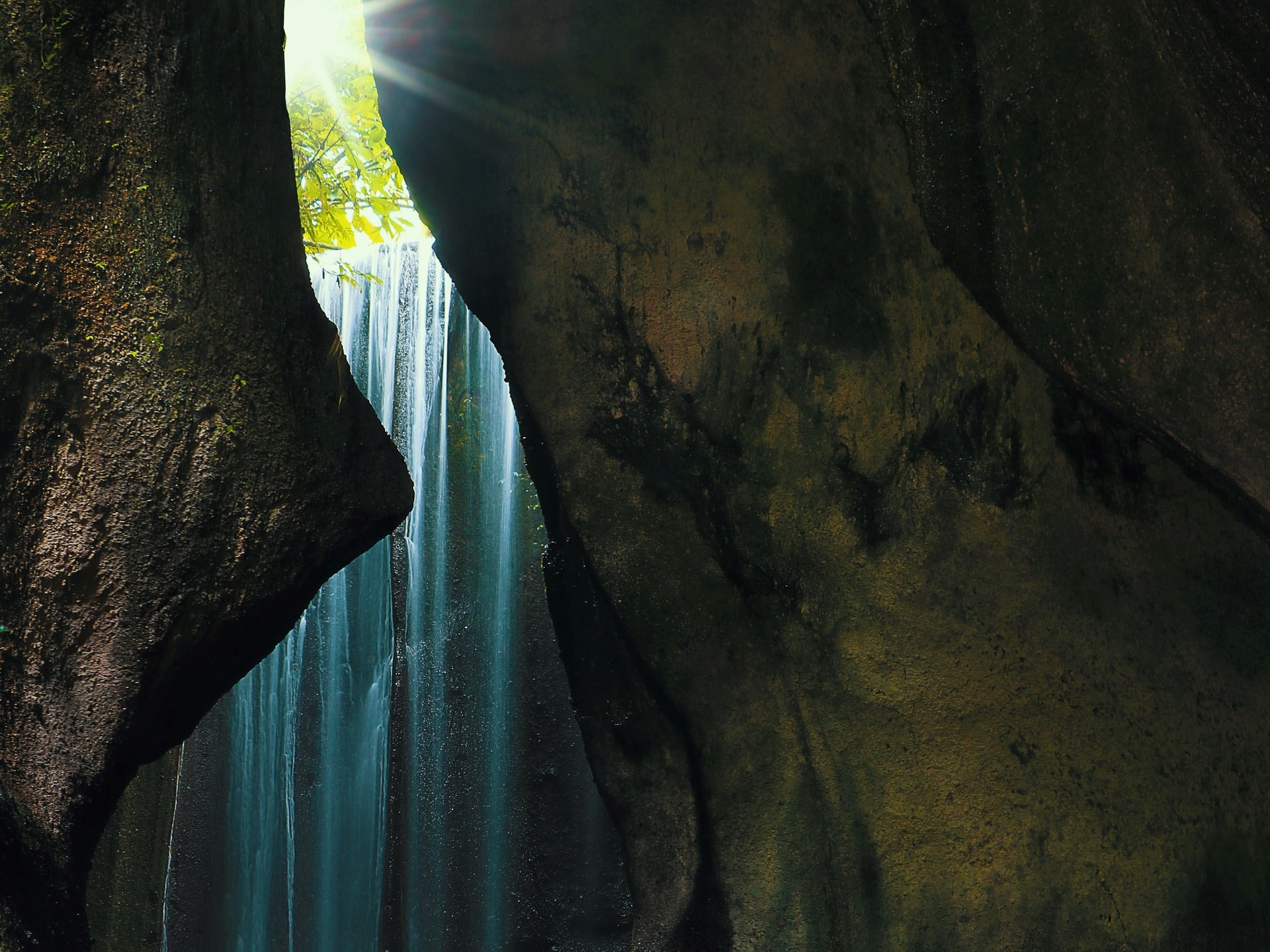 tukad cepung waterfall