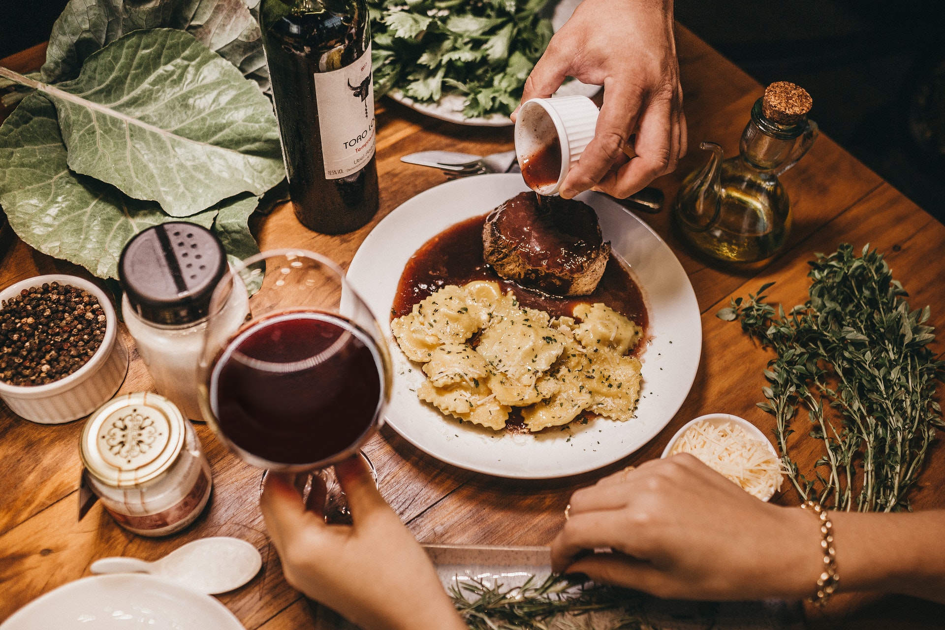 honeymoon dinner