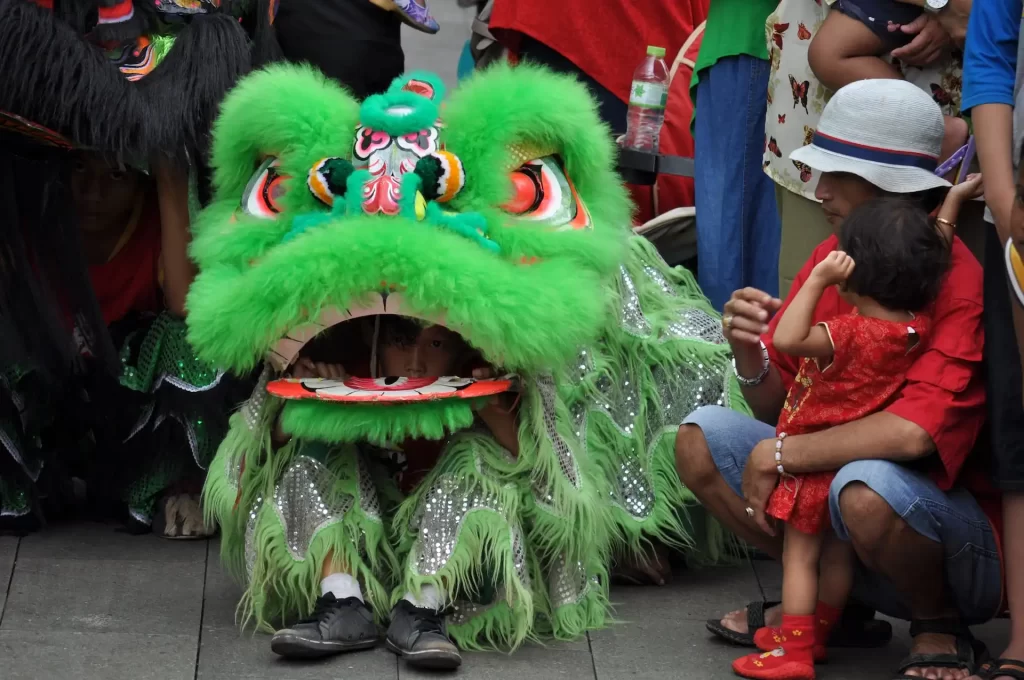 chinese barong