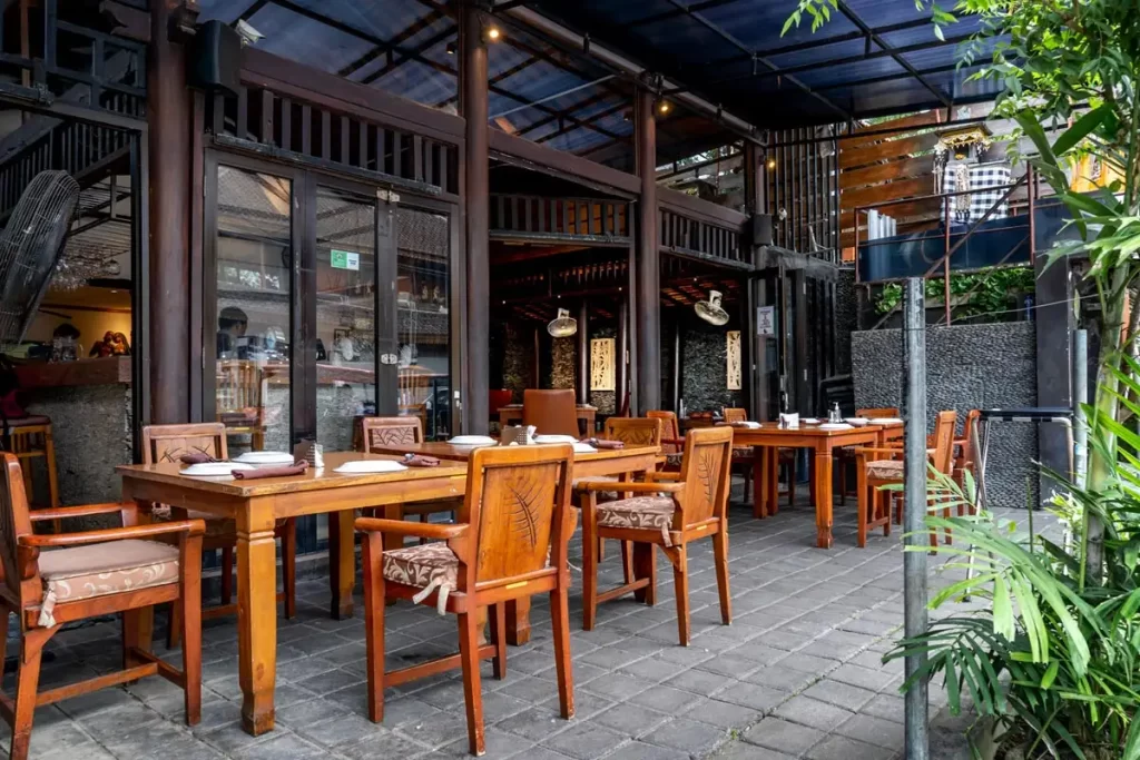 queens of india restaurant in bali